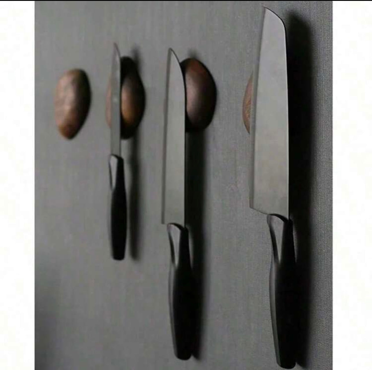 Cobblestone Magnetic Knife Mount